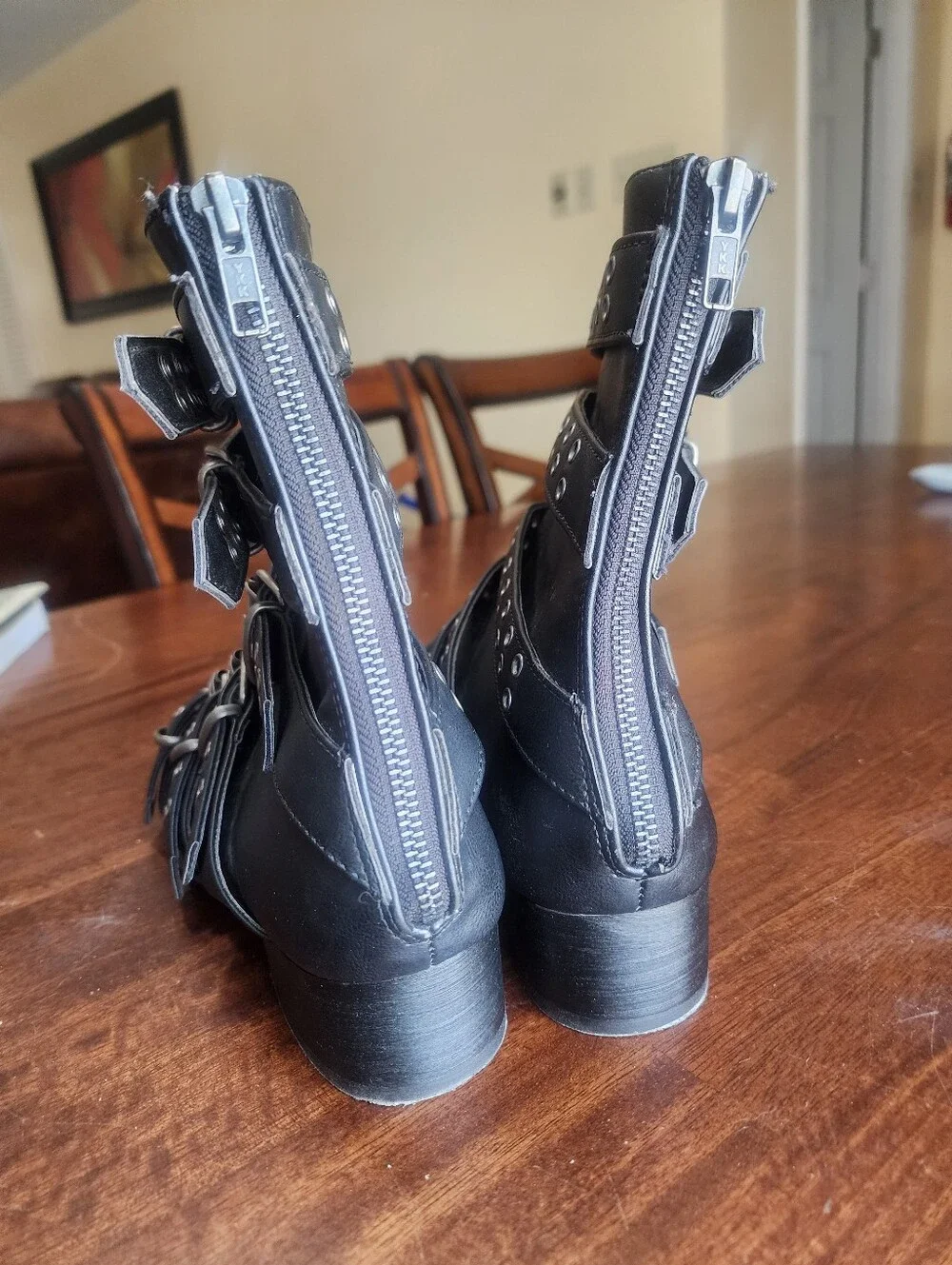 Warlock 70 mens size 8 Demonia Cut